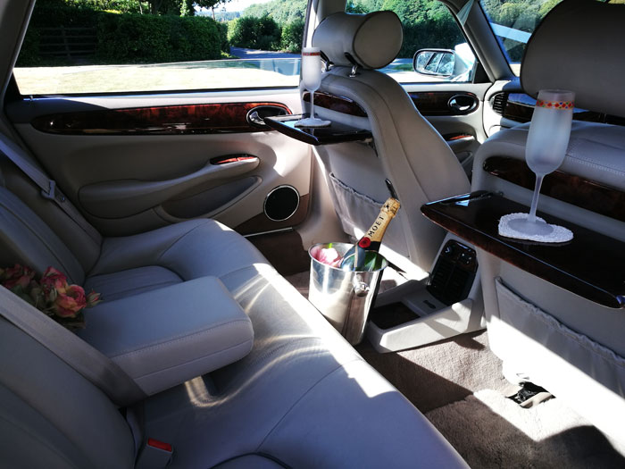 Sylvie, Classic Daimler interior